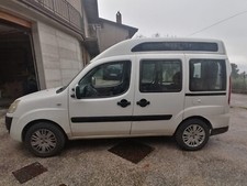 auto per trasporto disabili
