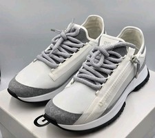 Prezzo consigliato $890