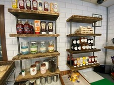 Scaffale Steampunk Industrial