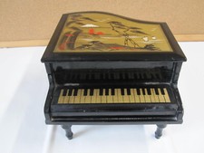 Pianoforte portagioie vintage con carillon e ballerina porta gioie antico legno