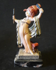 Statuetta Vintage Depose Italy
