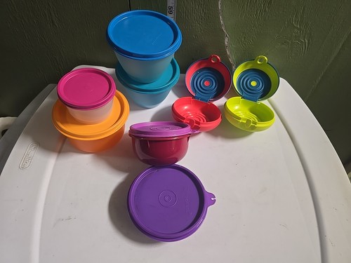 Lot tupperware food - of,