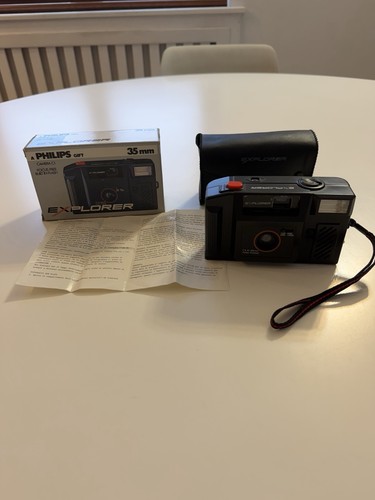 Fotocamera vintage nuova - vintage,