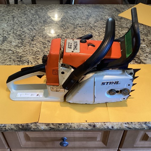Running stihl 026 chainsaw - stihl,