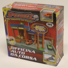 GIG Playmates Speedeez no Micro Machines Officina Auto da Corsa in Box