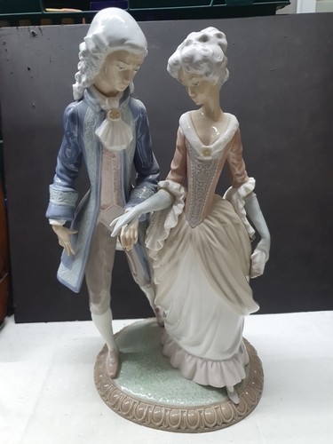 Large lladro figure 5004 - large, figure,