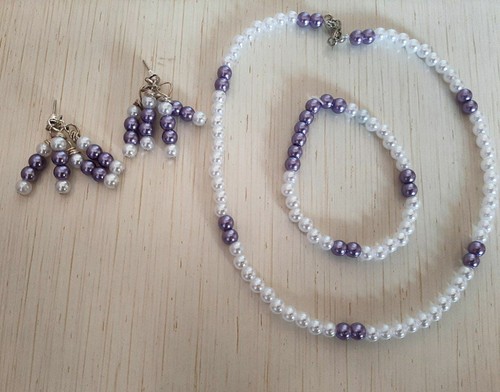 Parure con perle bianche - bianche, e