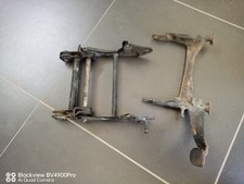 CAVALLETTO CENTRALE PIU' SUPPORTO MOTORE  YAMAHA YP 125 MAJESTY MBK SKYLINER 125