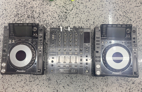 Pioneer cdj 2000 pair - pair, with