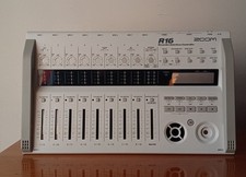 Zoom R16 - Chassis + Push