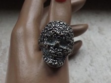 Bellissimo anello teschio