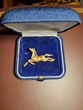 Spilla Cavallo In Oro Giallo E Oro Bianco Con Schegge Di Diamanti