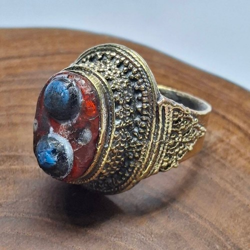 Bellissimo anello antico