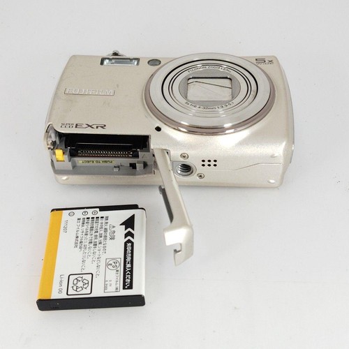 Fotocamera digitale compatta