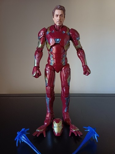 Marvel legends series iron man - legends,