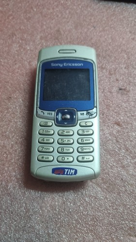 D2399nn cellulare sony - d2399nn-cellulare,