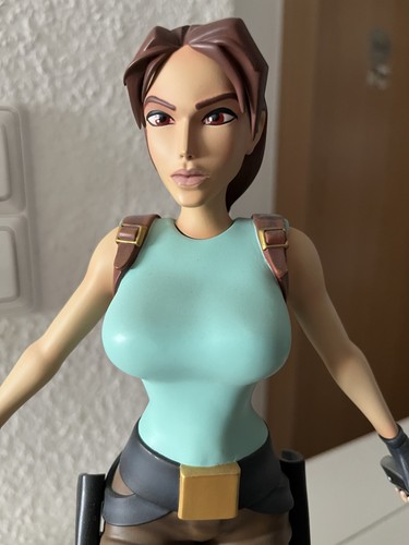 Statua tomb raider lara - statua,