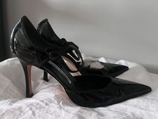 Manolo Blahnik Mary Jane