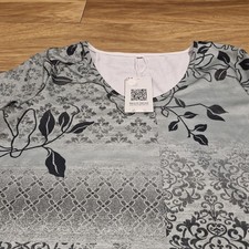 Top donna manica lunga modello