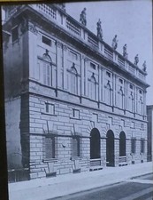 Palazzo Canossa, Verona