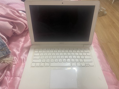 Apple macbook a1342 - macbook,