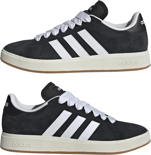 Nuove scarpe ginnastica - da,