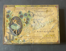 SCATOLA IN LATTA LA VITTORIA - ARTEGNA - CIOCCOLATO, CARAMELLE, TORRONI -VINTAGE