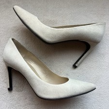 Stuart Weitzman nudo pelle