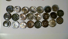 23 PZ BOTTONI MODELLI MISTI VERA MADREPERLA 2,3 CM VINTAGE 4 FORI LINEATO 36