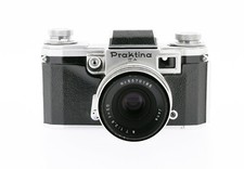 KW  Praktina II A + objectif