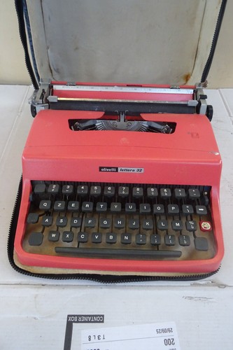 Macchina per scrivere - macchina, olivetti