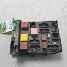 8200315963 scatola portafusibili centralina Renault Espace MK4 2.2 DCI 16V 110 K