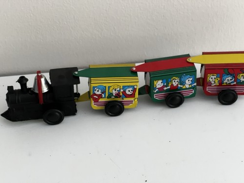 Vintage tean metal toy trains - tean,