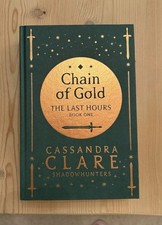 Illumicrate Signed Chain of