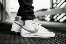 NIKE BLAZER MID '77 VINTAGE WE