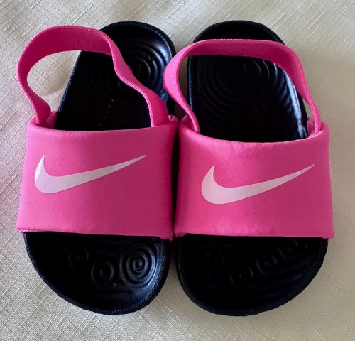 Nuovi sandali nike rosa - nuovi, da