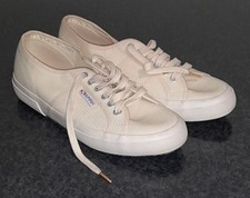 Scarpe Da Ginnastica Superga In Tela Beige Unisex