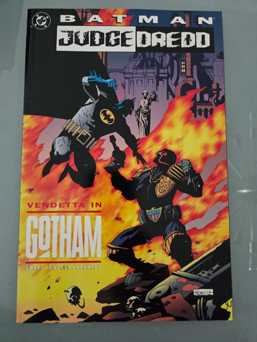 Batman judge dredd vendetta - batman, dredd: