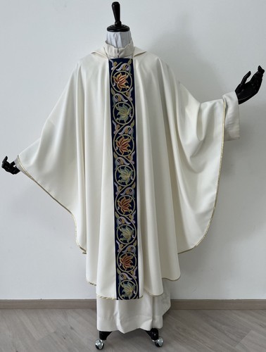 Casula bianca con striscia