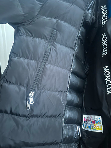 Moncler piumino uomo nero