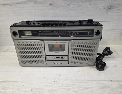 Sanyo m9922l ghetto blaster - ghetto,