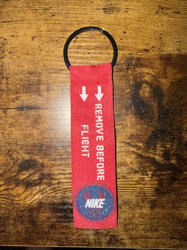 Etichetta nike remove before - etichetta,
