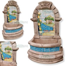 Fontana a parete in cemento e