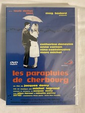 LES PARAPLUIES DE CHERBOURG
