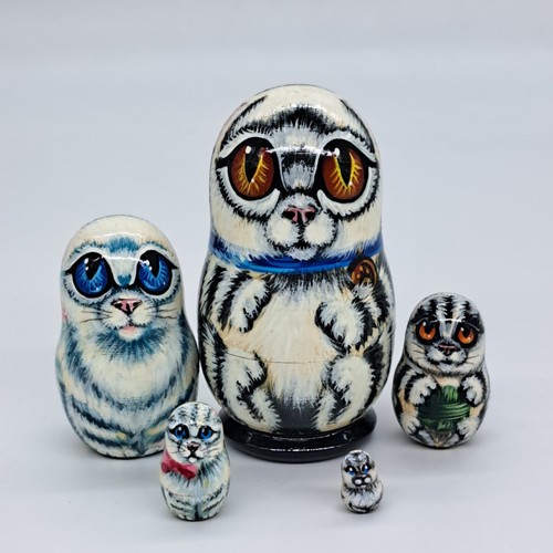 Bambole nido gatto bianco - , 4"