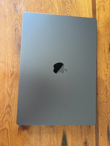 Apple 2024 macbook - apple,
