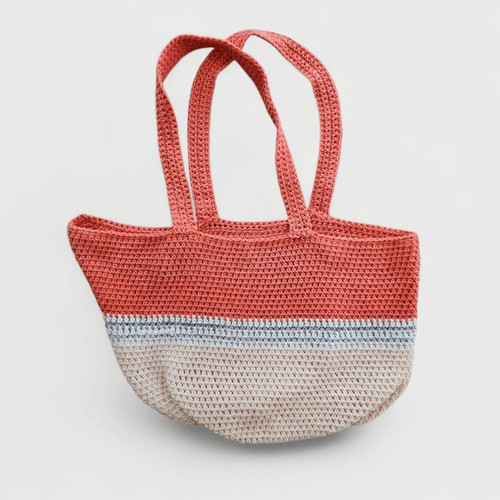 Borsa grande all'uncinetto