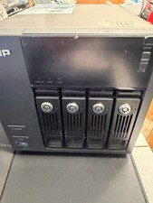 QNAP TS-453 PRO – Si accende