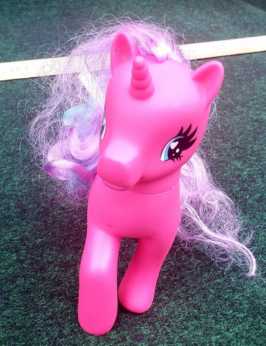 Wonder pony land - gi-go,