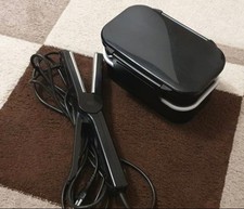 Piastra per capelli Ga.Ma e organizer bianconero